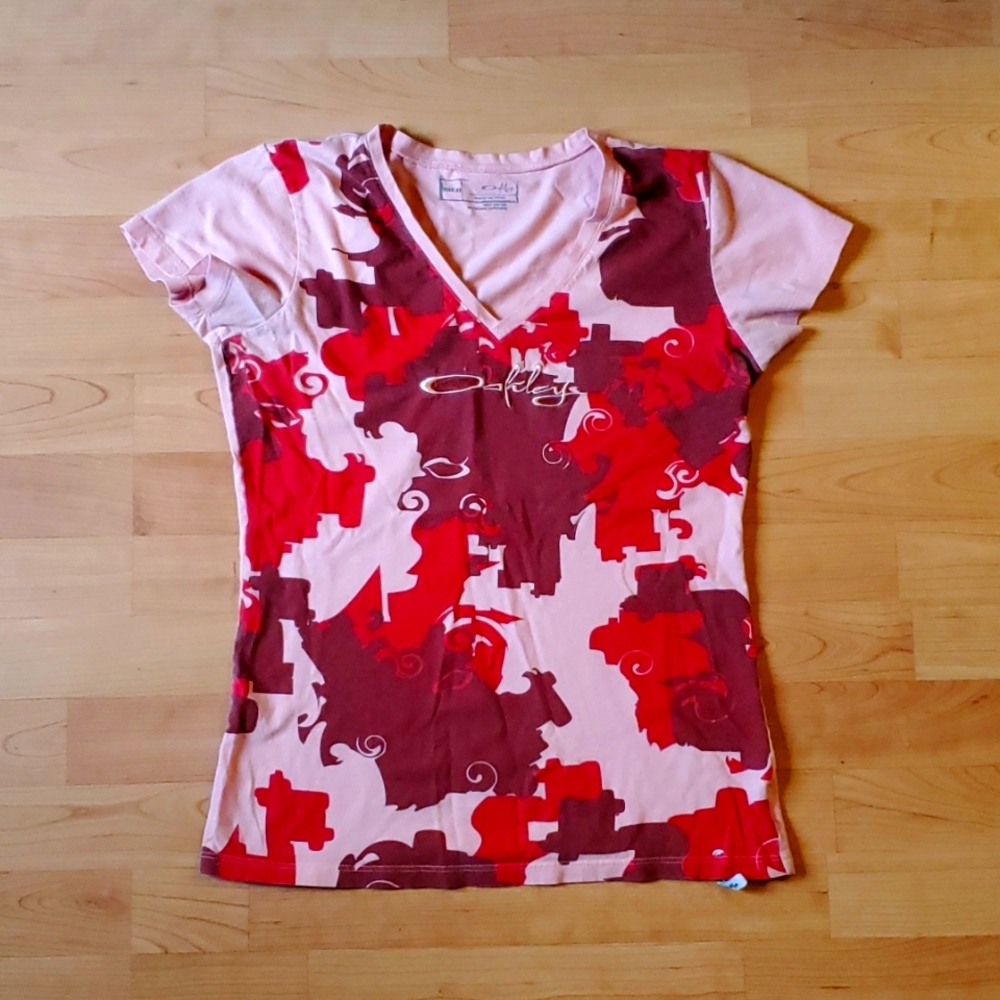 Oakley Medium Pink Printed T-Shirt - Size Medium